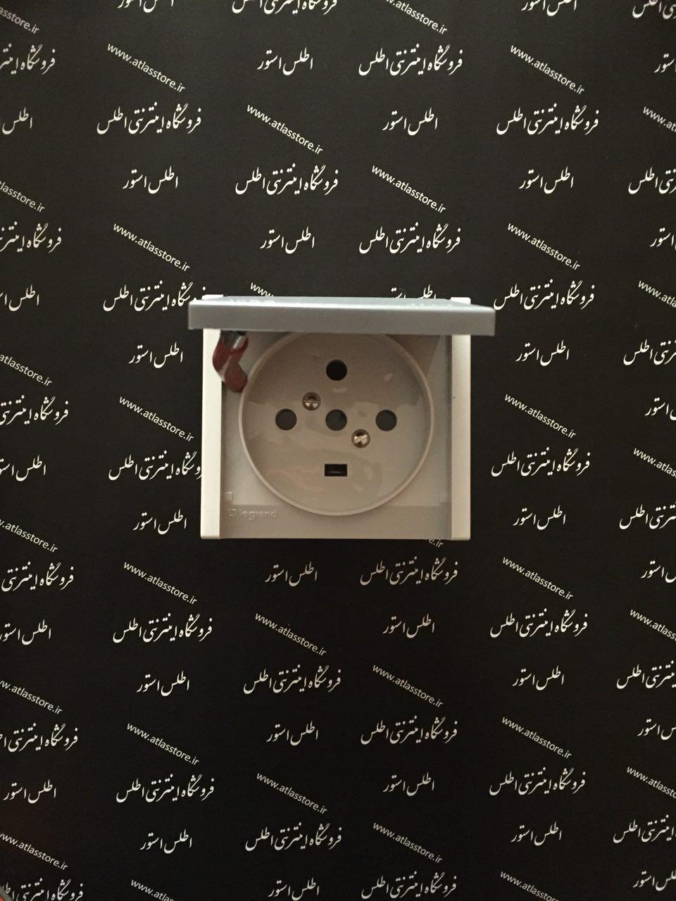 پریز سه فاز +نول +ارت 20آمپر IP44 پلکسو لگراند 